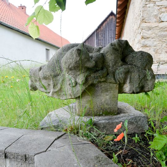 Statue in Tojice