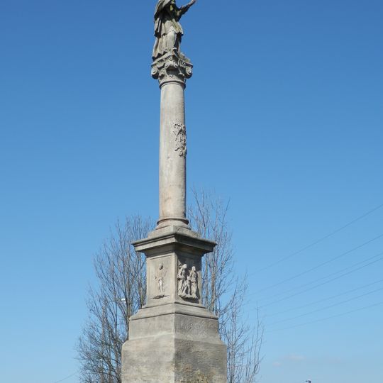 Sloup se sochou svatého Jana Nepomuckého