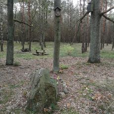 Naturdenkmal Reckins Grab ca. 1 km NW vom Krämerpfuhl in Falkenhagen (Forst)