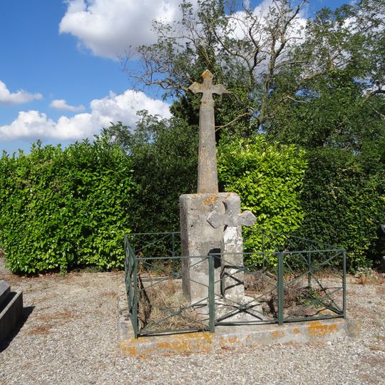 Croix de cimetière de Lavalette