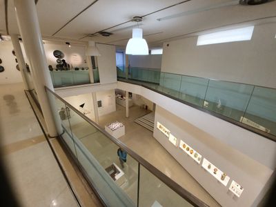 Interior 0