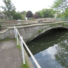 The Leoni Bridge North Retaining Wall Of The Pond To The East Of North Street