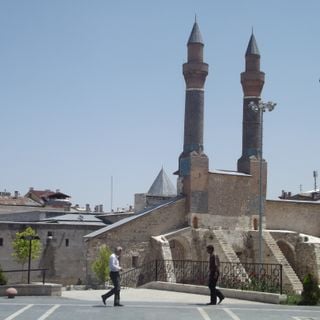 Çifte Minareli Madrasa