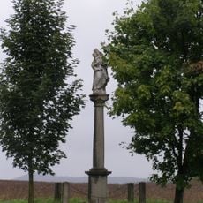 Sloup se sochou Panny Marie Pomocné