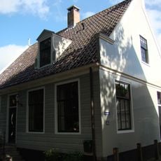 Roomeinde 45, Broek in Waterland