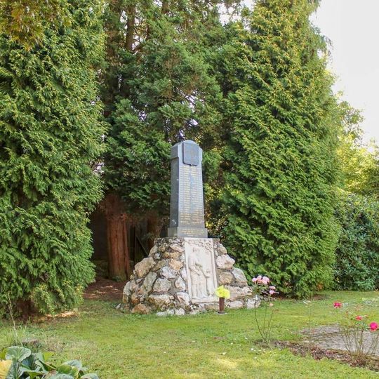 Pomník padlým v Lipince