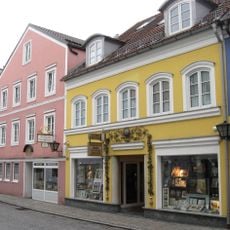 Wohn- und Geschäftshaus