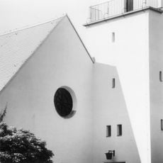Kirche Theodor-Neubauer-Straße 16