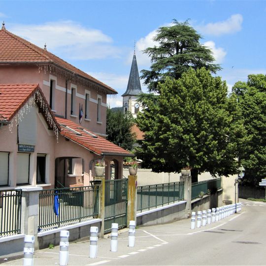 Sérézin-de-la-Tour
