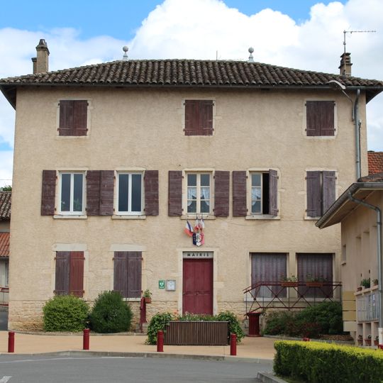 Town hall of Genouilleux