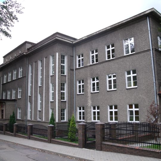 6 Powstańców Street in Łaziska Średnie