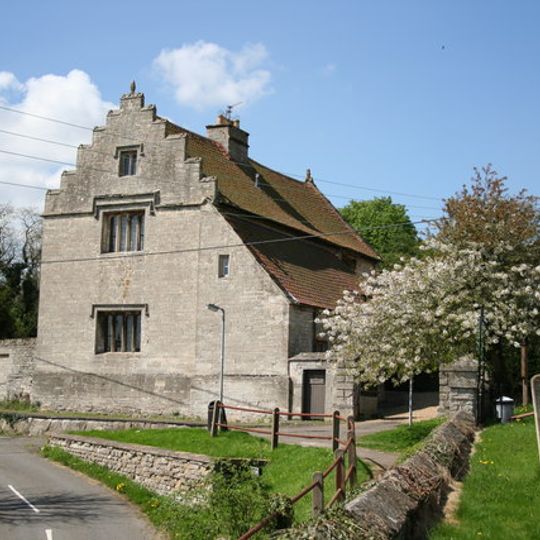 Ellys Manor House