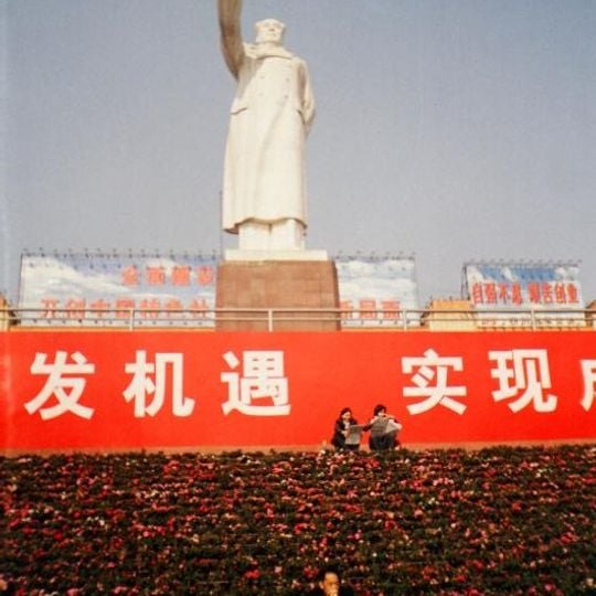 Mao Zedong Statue