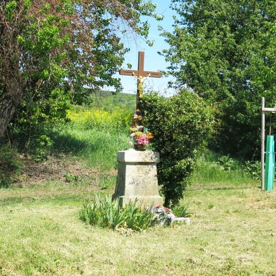 Kříž u silnice jihozápadně od Blova