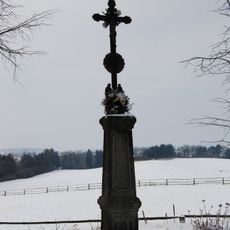 Kříž u cesty do Podelhoty