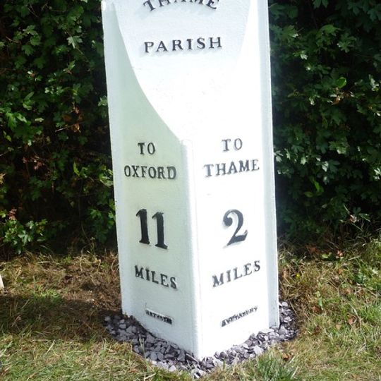 Milepost, Rycote Lane; N side of entrance to Oxfordshire Golf Club, Lobbersdown Hill