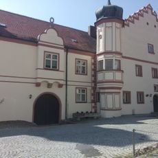Pfarrhof, ehemaliges Stiftskapitelhaus
