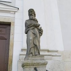 Socha svatého Pavla před kostelem v Batelově