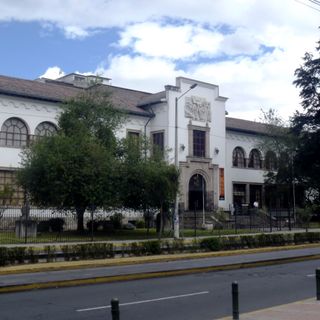 Benjamín Carrión Palace