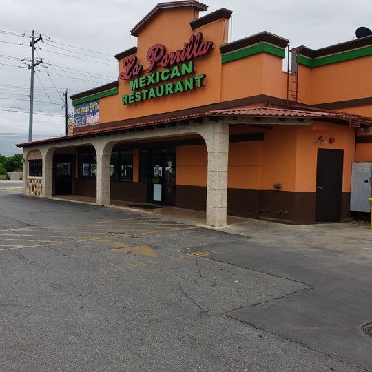 La Parrilla Mexican Restaurant