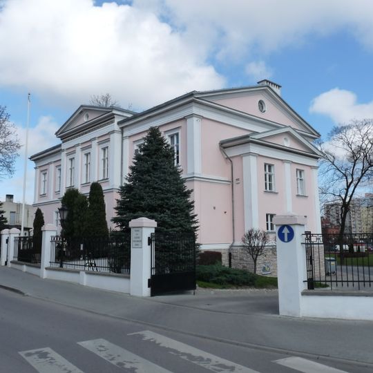 Pałacyk miejski, ob. Dom Kultury