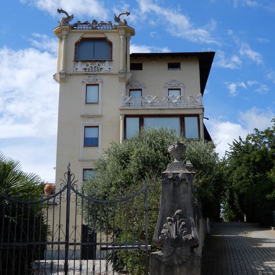 Villa Saporiti