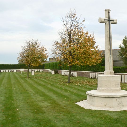 Seaforth Cemetery, Cheddar Villa
