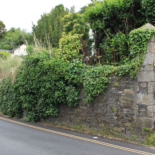 Road Frontage Walls To Westhill
