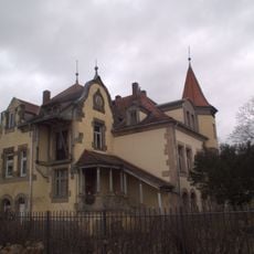 Villa, sogenannte Hubertusvilla