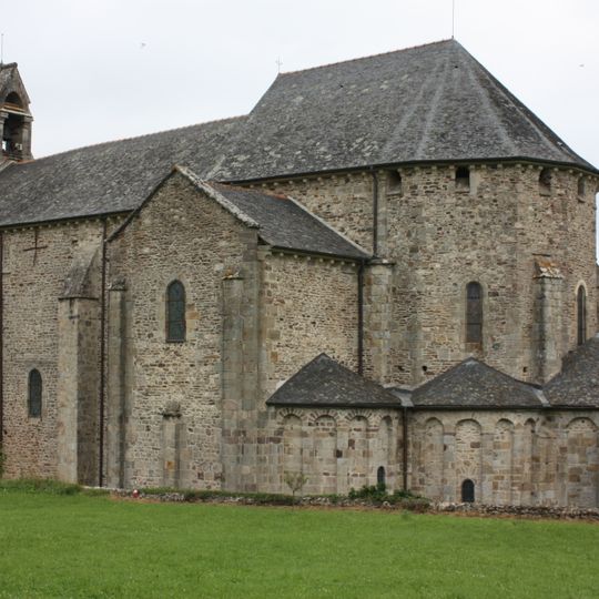 Église Saint-Pierre-et-Saint-Pardoux d'Arnac