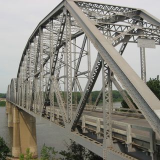 Champ Clark Bridge
