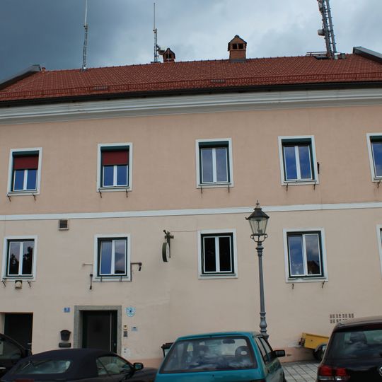 Wohnhaus mit Wehrturm, Salzburger Platz 2, Althofen