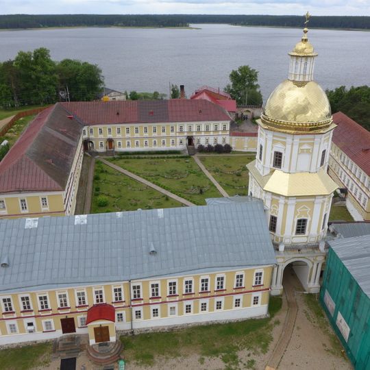 Peter and Paul gate church, Nilo-Stolobensky monastery