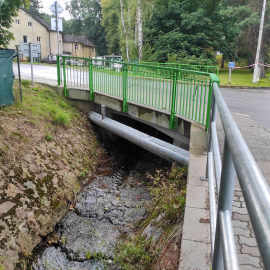 Most silnice III/14611 přes Dobrovodský potok na hranici Dobré Vody a Třebotovic