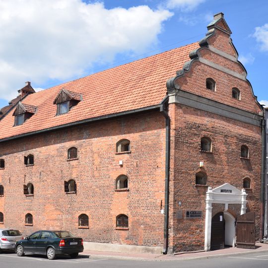 Spichrz, ob. Muzeum Regionalne