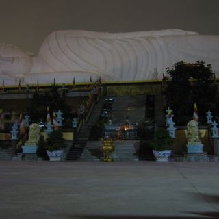 Hoi Khanh Temple