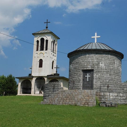Église de la Saint-Parascève-de-Trnova-et-de-Saint-Pierre-de-Cetinje de Zvornik