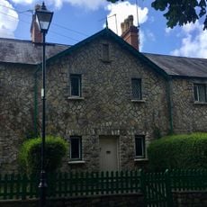 No. 2 Chestnut Cottages