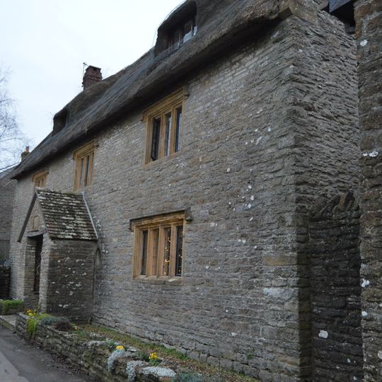 Lower Farm House Including Attached Barns