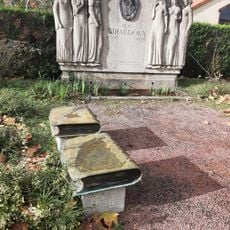 Monument hommage à Jean Giraudooux (Bellac 1882-Paris 1944)