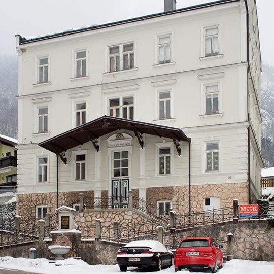 Ehem. Knaben-Volksschule/ Schule 1