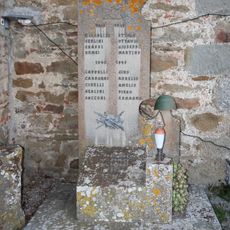 Monumento ai caduti a Rapale