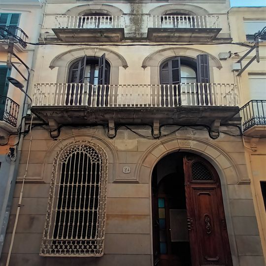 House in carrer d'Andreu Guri, 25