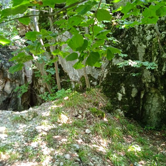 Remete-hegyi No 14 Cave