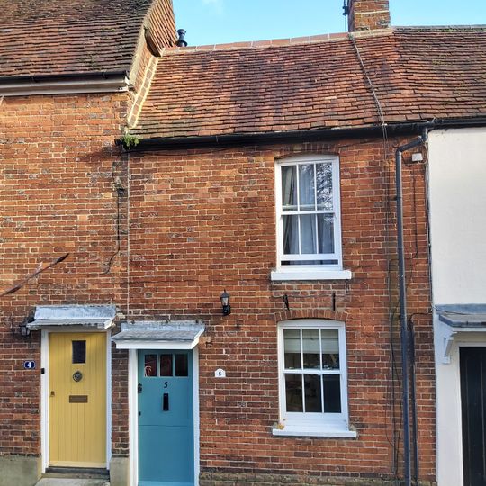 5, Middle Church Lane