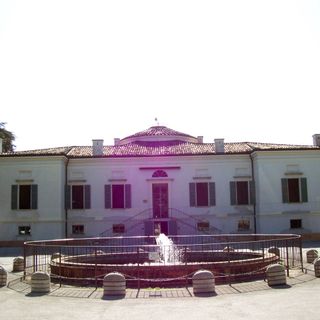 Villa Laderchi