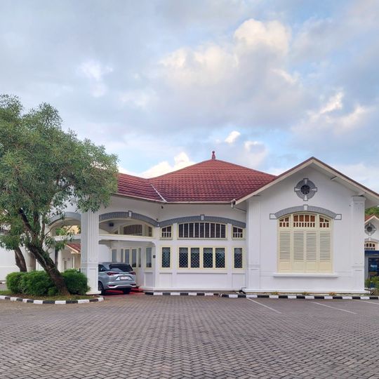 Gedung Bank Mandiri Prioritas