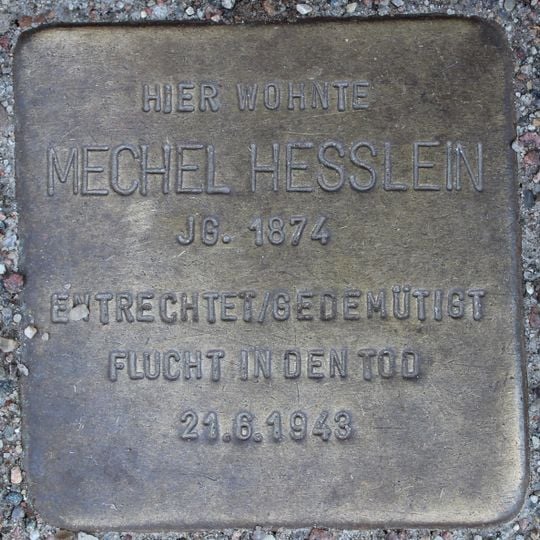 Stolperstein en memoria de Mechel Hesslein