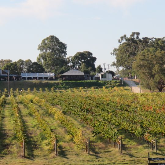 Riverbank Estate Winery, Caversham