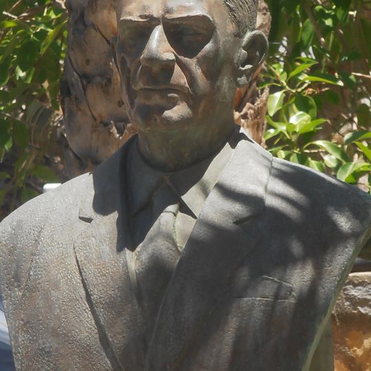 Bust of Nikos Stratakis, Ierapetra